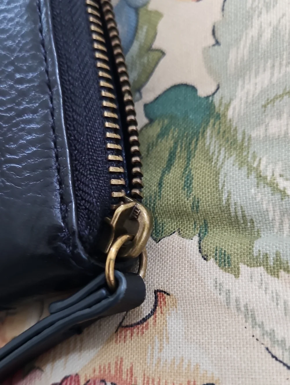Fossil Black Leather Zip-Around Wristlet Wallet